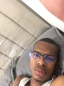 criss zuri online show from 12.14.25