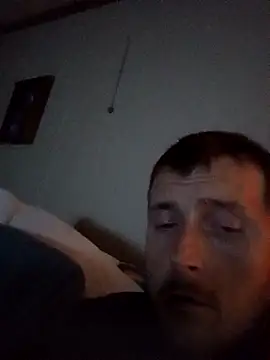 Snapshot of bigmemberDDD chatting on 10.07.25 bigmemberDDD online show from 10.07.25