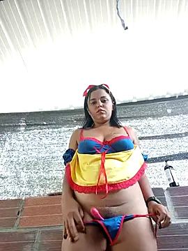 Snapshot of Naugthy-Mey chatting on 10.11.25 Naugthy-Mey online show from 10.11.25