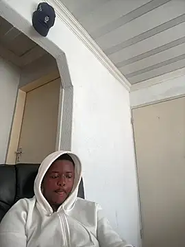 Snapshot of DaddyMyles chatting on 07.24.26 DaddyMyles online show from 07.24.26
