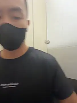 Snapshot of black_xun chatting on 05.16.26 black xun online show from 05.16.26