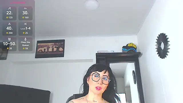 Vicky hotmilf online show from 04.30.26