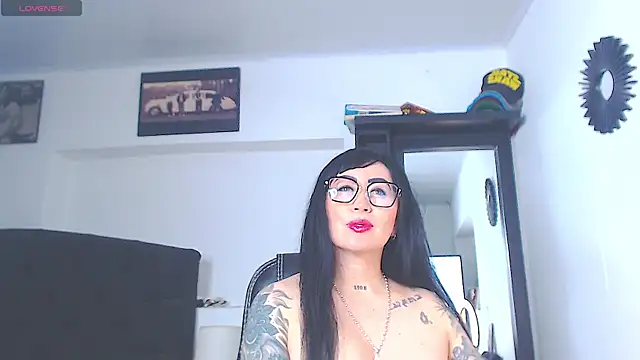 Vicky hotmilf online show from 07.06.26