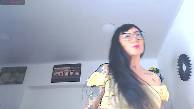 Vicky hotmilf online show from 07.21.26