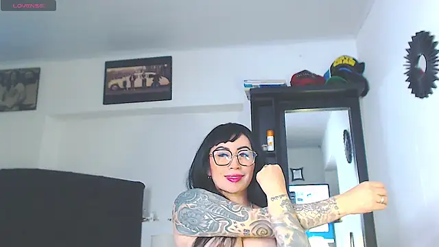 Vicky hotmilf online show from 08.04.26
