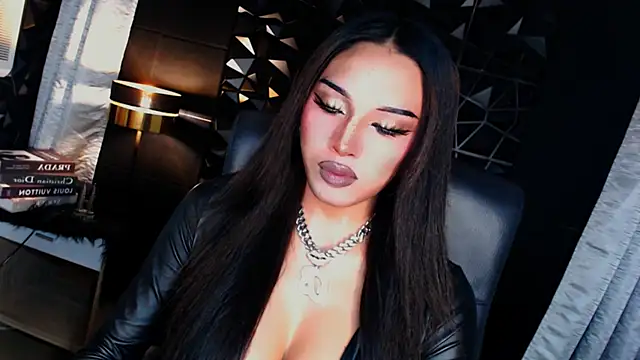 xUrGoddess Bellax online show from 10.06.25