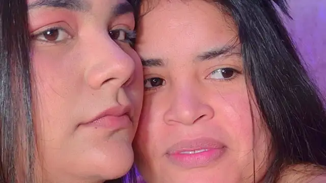 Mia and lexy online show from 05.03.26