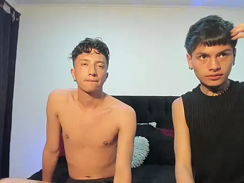 mhatias  online show from 10.08.25