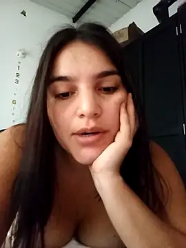 Snapshot of chloe_90 chatting on 10.05.25 chloe 90 online show from 10.05.25