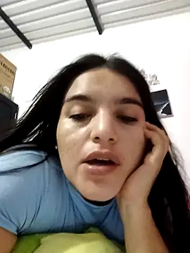 Snapshot of chloe_90 chatting on 11.04.25 chloe 90 online show from 11.04.25