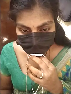 Nithiila online show from 04.27.26