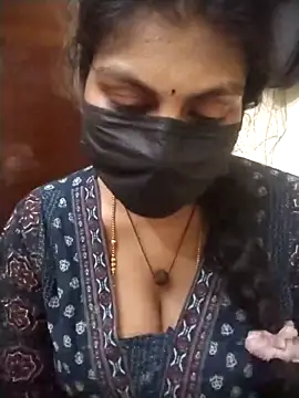 Nithiila online show from 04.28.26