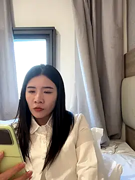 Snapshot of ruyi-13 chatting on 09.22.25 ruyi-13 online show from 09.22.25