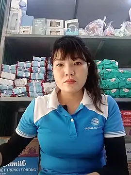 Snapshot of Thao_xx chatting on 10.26.25 Thao xx online show from 10.26.25