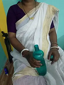 desi boudi87 online show from 04.24.26