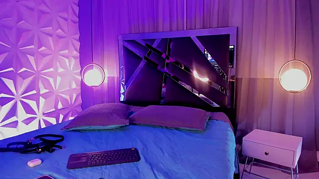 MAGIC TESSA online show from 11.30.25