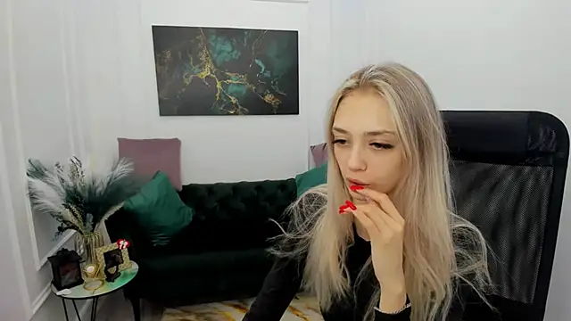 EmilyGraydis online show from 02.19.26