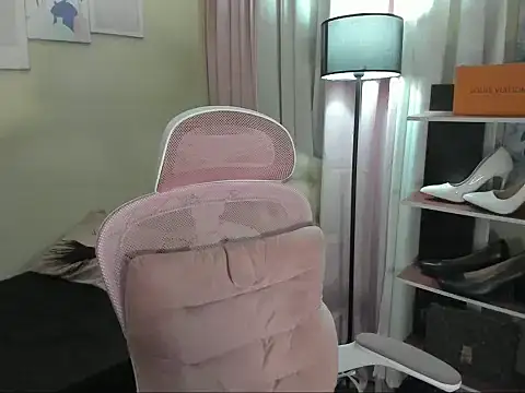 Seductive Margaux online show from 10.02.25