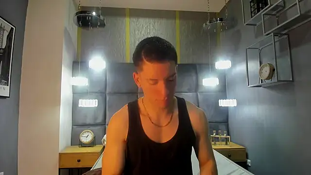 HunterHeat  online show from 11.23.25