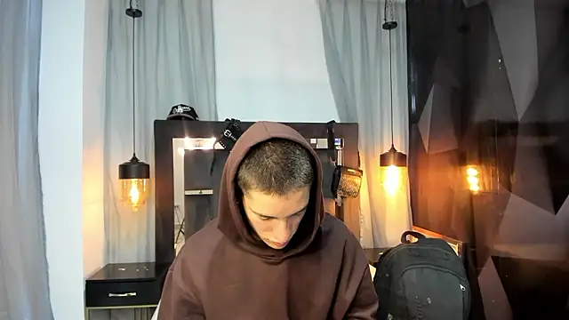 HunterHeat  online show from 01.19.26