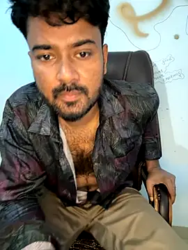 MeekBatgirl online show from 10.06.25