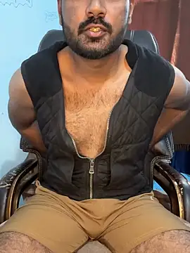 MeekBatgirl online show from 11.08.25