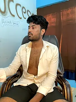 MeekBatgirl online show from 11.16.25