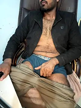 MeekBatgirl online show from 12.15.25