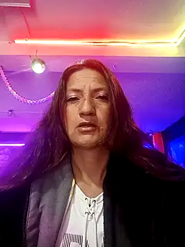 Snapshot of Lucy_Squirt69 chatting on 10.11.25 Lucy Squirt69 online show from 10.11.25