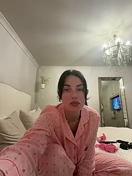 Snapshot of Remirosee chatting on 02.14.26 Remirosee online show from 02.14.26