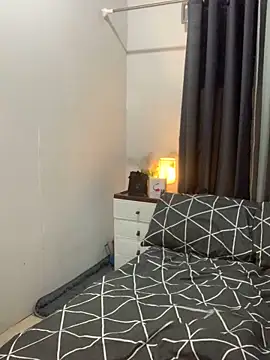 AngelHille online show from 12.17.25