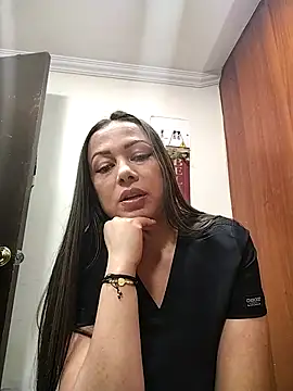 Snapshot of Madisson-04_ chatting on 09.11.25 Madisson-04 online show from 09.11.25