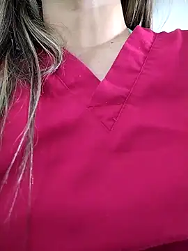 Snapshot of Madisson-04_ chatting on 11.26.25 Madisson-04 online show from 11.26.25