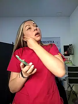 Snapshot of Madisson-04_ chatting on 12.19.25 Madisson-04 online show from 12.19.25