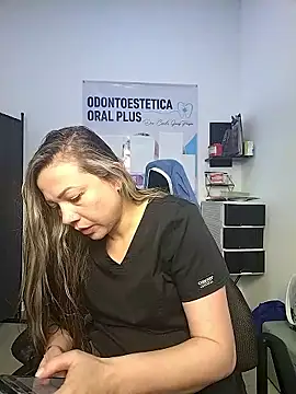 Snapshot of Madisson-04_ chatting on 01.14.26 Madisson-04 online show from 01.14.26