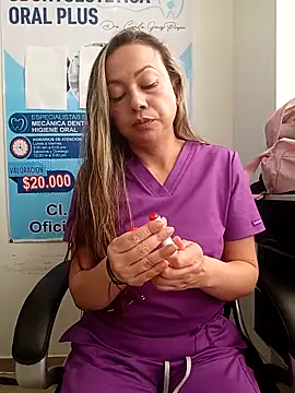 Snapshot of Madisson-04_ chatting on 02.12.26 Madisson-04 online show from 02.12.26