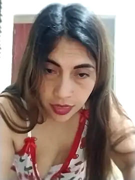Snapshot of Camila_latina_0 chatting on 10.08.25 Camila latina 0 online show from 10.08.25
