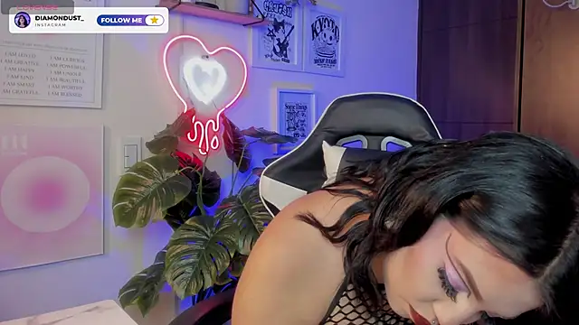 diamond dustt online show from 09.24.25