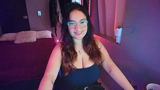 Snapshot of sophiejuicy_ chatting on 02.07.26 sophiejuicy online show from 02.07.26