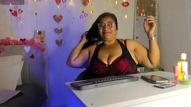 milf latinn online show from 09.17.25