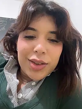 Snapshot of dahiana_marin chatting on 03.23.26 dahiana marin online show from 03.23.26