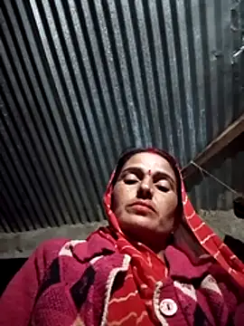 Snapshot of Jalebi_bay chatting on 10.31.25 Jalebi bay online show from 10.31.25