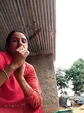 Snapshot of Jalebi_bay chatting on 11.04.25 Jalebi bay online show from 11.04.25