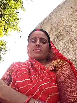 Snapshot of Jalebi_bay chatting on 11.22.25 Jalebi bay online show from 11.22.25