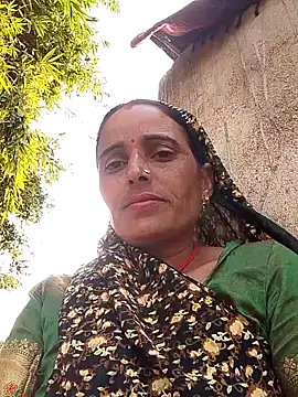 Snapshot of Jalebi_bay chatting on 11.25.25 Jalebi bay online show from 11.25.25