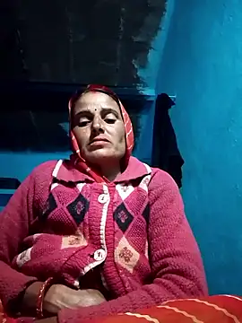 Snapshot of Jalebi_bay chatting on 12.15.25 Jalebi bay online show from 12.15.25