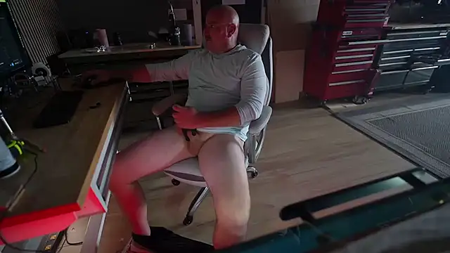 Snapshot of Soundfreak chatting on 09.23.25 Soundfreak online show from 09.23.25