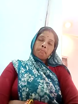 Snapshot of Sharma_pooja chatting on 10.18.25 Sharma pooja online show from 10.18.25