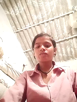 Snapshot of Sh_punam chatting on 09.22.25 Sh punam online show from 09.22.25