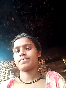 Snapshot of Sh_punam chatting on 09.30.25 Sh punam online show from 09.30.25